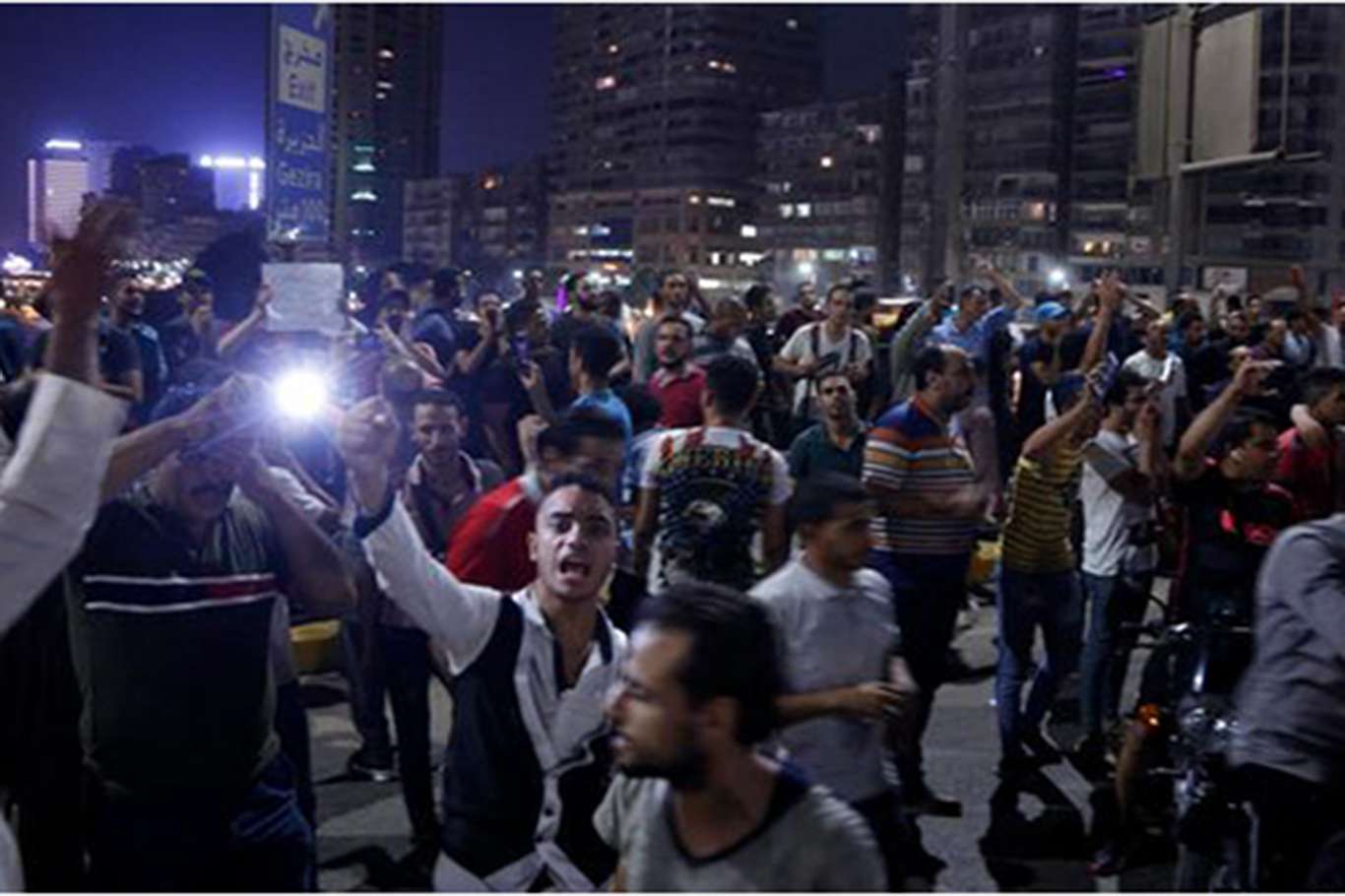 Mısır'da darbeci Sisi karşıtı gösteriler sürüyor